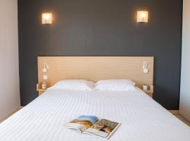 Comfort Aparthotel Frejus La Tour de Mare，位于弗雷瑞斯的酒店