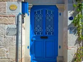 MINIQ HOMES 103 - Stone House with Garden Cinema, Barbecue, Mini Golf