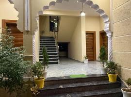 Braham Niwas Resort，位于布什格尔的酒店