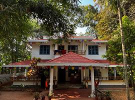 Barefoot Hostels, Varkala，位于瓦尔卡拉的宠物友好酒店