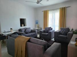 SaltyNest，位于Gatunga的带泳池的酒店