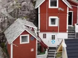 Cozy bedroom & basement with amenities