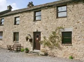 5 Swallowholm Cottages