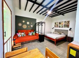 Finca Aisa -Boutique bungalows in Ometepe island，位于Santa Cruz的宠物友好酒店