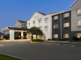 明尼阿波利斯伯恩斯维尔费尔菲尔德套房酒店