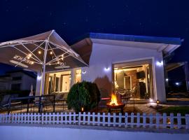 villas 21,22 Albena sea view，位于罗格其维的酒店