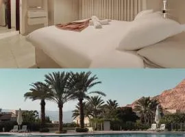 Raha Elite Suites and Villas for Family Only