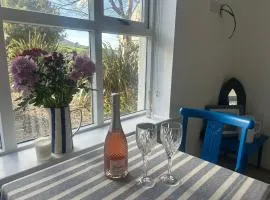 Westport Coastal Cottage