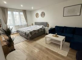 Boutique apartment in the center of Nitra，位于尼特拉的酒店