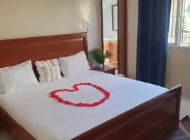 Maya, Entire Apartment, Saly carrefour, 3 air-conditioned bedrooms