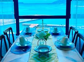 #3 No1 Revisited Stay-Luxury Corner Seaview, 2bath room-Mango House3，位于哥打京那巴鲁的海滩酒店