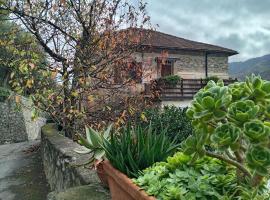 NaturAma，位于Nasino的酒店