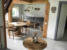 Appartement cosy rénové au calme，位于科尔尼蒙的酒店