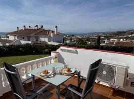 Mirador del Sol - Sea View Apartment Torrox，位于托罗克斯的酒店