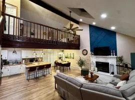 Pocono Mountain loft style home