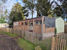 Lodge Priscilla，位于伊科斯特的酒店