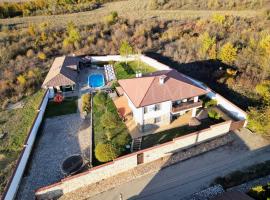 Oak Pearl，位于Dŭben的酒店