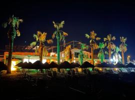 Grand Cennet Beach Hotel，位于阿克恰伊的酒店