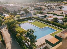 Camping La Sirena，位于埃斯塔蒂特的酒店