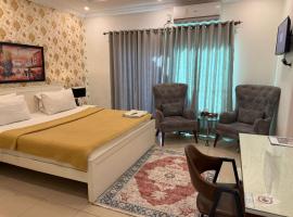 White House Residencia，位于拉瓦尔品第的酒店