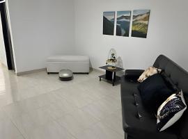 Casa Acogedora y Amplia - Estrato 5，位于马尼萨莱斯的乡村别墅