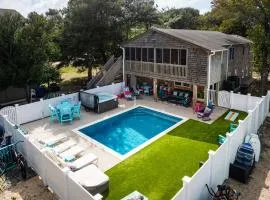 This Home Has It All Location Amenities & More