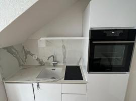 Joli appartement de 3 pièces，位于Saint-Imier的酒店
