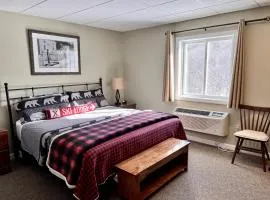 King Room with Loon Mountain & River Views, Indoor Pool