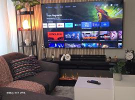 Simple entire apartment 2 bedroom night rest，位于基奇纳的酒店