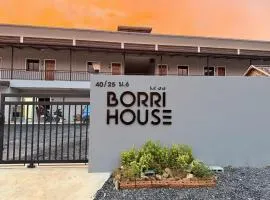 Borrii House โบ ลี่ เฮาท์