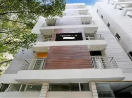 Super Townhouse Marathahalli Near Sri Nagalingeshwar Swamy Temple Formerly Hotel Avenue