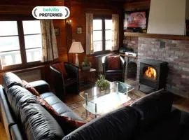 Longfaye Chalet with Sauna