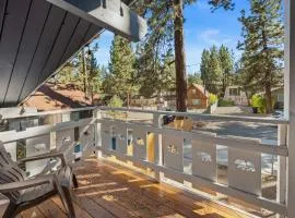 Bear Pause Retreat - Great Location in Big Bear