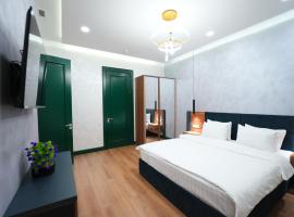 Avant Express Hotel Pool&Spa，位于塔什干的酒店