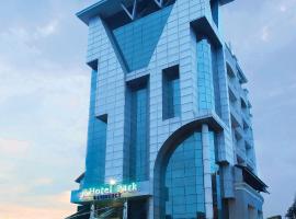 Hotel Park Residency, Kakkanad，位于卡卡纳德的酒店