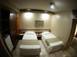 Hotel Veredas，位于帕拉卡图的酒店