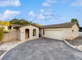 Peaceful Retreat on Quiet Cove on Lake Travis