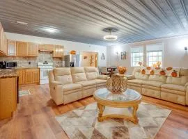 Cozy Couples Escape with Patio in Northwest Georgia