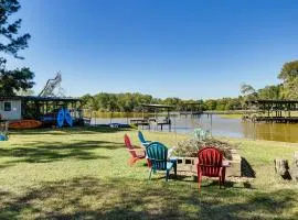 Lake Livingston Home with Dock and Deck!