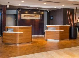 Courtyard by Marriott Fresno Downtown，位于弗雷斯诺的酒店