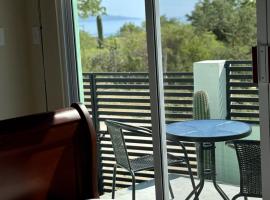 Cozy house 1br with Panorámica terraza，位于El Sargento的酒店