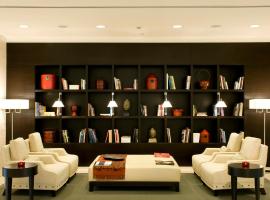 米兰星际大酒店