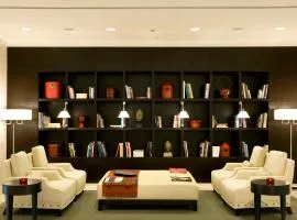 米兰星际大酒店