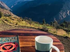 Sana cottage - Affordable Luxury Stay in Manali，位于马拉里的酒店