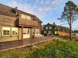 Beautiful Home In Bøvågen With Sauna