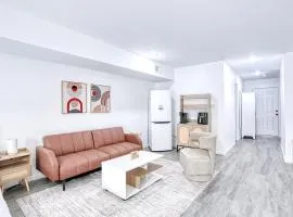 Lake House King Suite near NYC EWR MetLife 10 min!