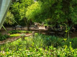 Die Ou Pastorie，位于哈特比斯普特的酒店