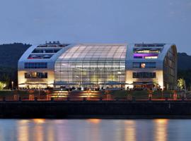 波恩卡梅哈大酒店，位于波恩的酒店