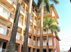 Palm springs Hotel masaka，位于Masaka的酒店