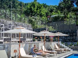 Hotel Mystic Mountain, Pokhara，位于Pokhara的酒店